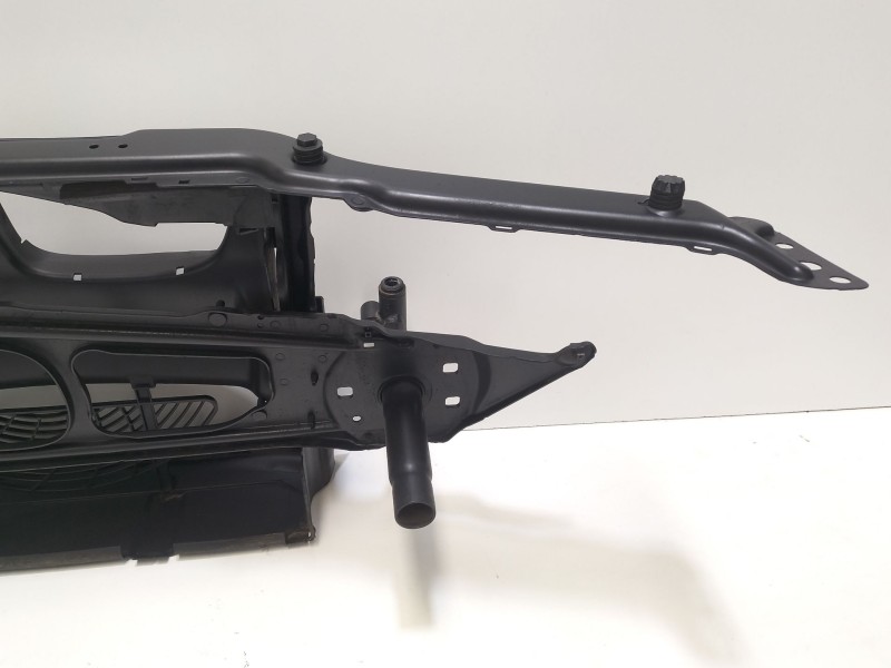 Recambio de panel frontal para bmw serie 3 coupe (e46) 318 ci referencia OEM IAM Bmw E46 Coupé  