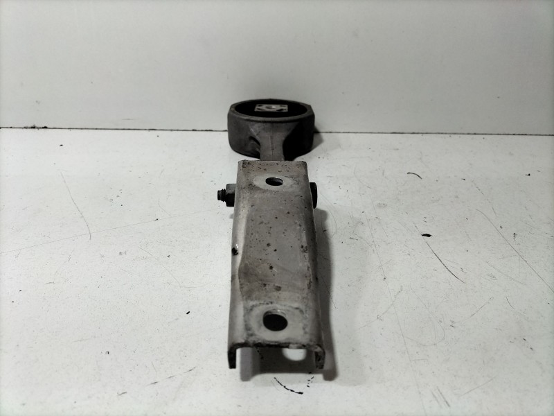 Recambio de soporte motor para volkswagen polo (9n1) 1.4 16v referencia OEM IAM 6Q0199851AK  