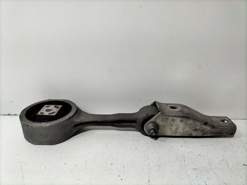 Recambio de soporte motor para volkswagen polo (9n1) 1.4 16v referencia OEM IAM 6Q0199851AK  
