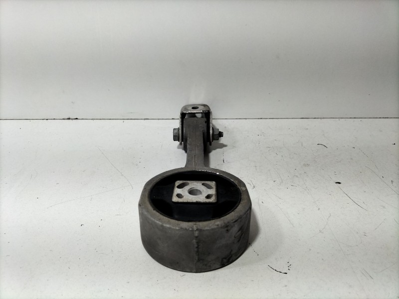 Recambio de soporte motor para volkswagen polo (9n1) 1.4 16v referencia OEM IAM 6Q0199851AK  
