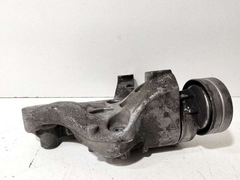 Recambio de soporte alternador para volkswagen golf v (1k1) 1.6 fsi referencia OEM IAM 1K0260885B  