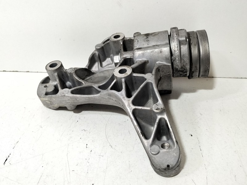 Recambio de soporte alternador para volkswagen golf v (1k1) 1.6 fsi referencia OEM IAM 1K0260885B  