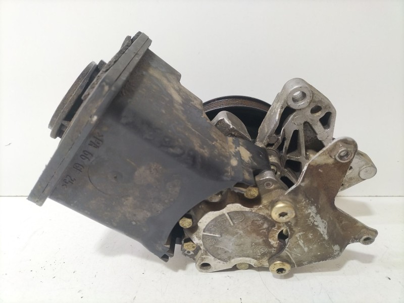 Recambio de bomba direccion para bmw 3 (e46) 320 d referencia OEM IAM 91208  