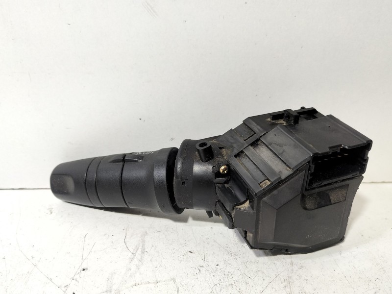 Recambio de mando limpia para nissan terrano ii (r20) 2.7 tdi 4wd referencia OEM IAM 25260AV770  