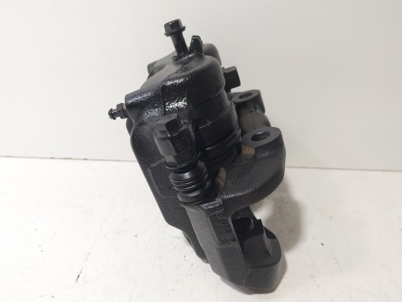 Recambio de pinza freno delantera derecha para nissan terrano ii (r20) 2.7 tdi 4wd referencia OEM IAM 410017F000  