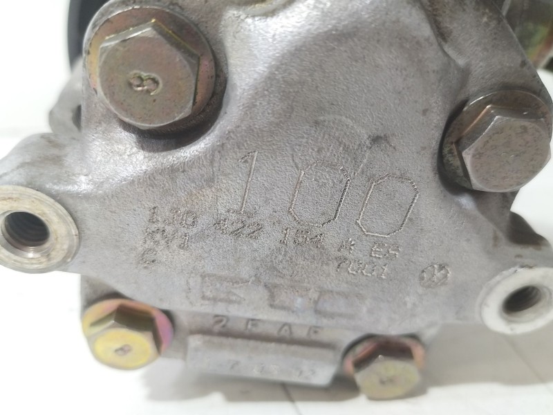 Recambio de bomba direccion para seat leon (1m1) 1.9 tdi referencia OEM IAM 1J0422154A  