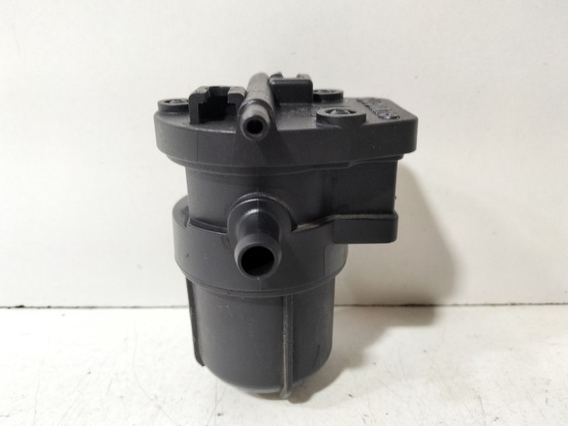 Recambio de filtro gasolina para seat ibiza iv (6j5, 6p1) 1.4 referencia OEM IAM 2205002  