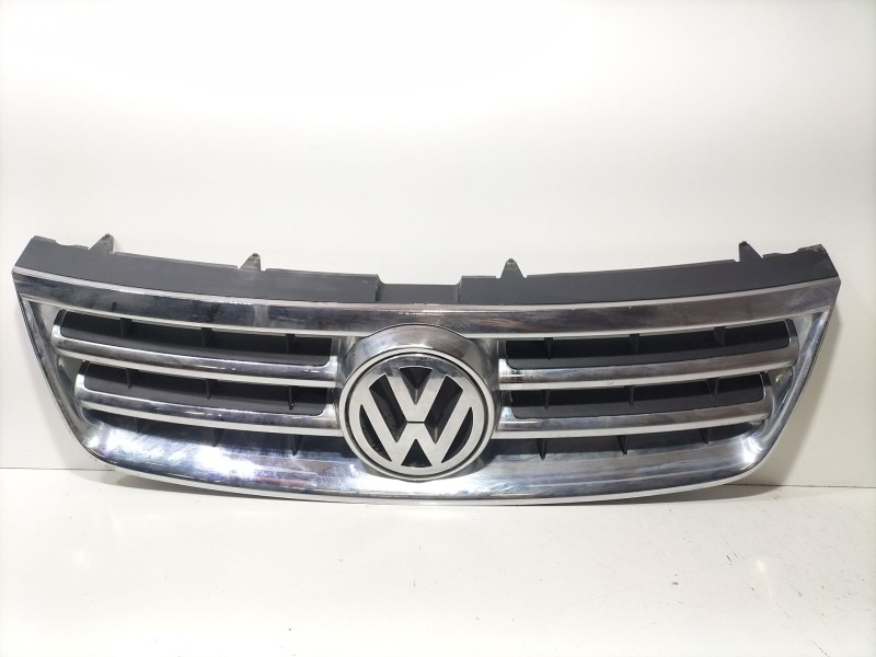 Recambio de rejilla delantera para volkswagen touareg (7la, 7l6, 7l7) 5.0 v10 tdi referencia OEM IAM 7L6853651  