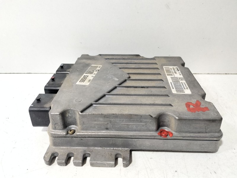 Recambio de centralita motor uce para peugeot 307 break / sw (s1) break xt referencia OEM IAM 5WS40030BT  