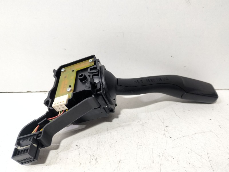 Recambio de mando intermitentes para audi a3 sportback (8pa) 2.0 tdi 16v referencia OEM IAM 8P0953513C  