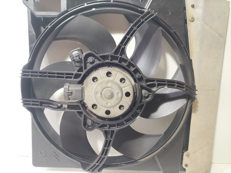 Recambio de electroventilador para citroën c3 1.4 audace referencia OEM IAM 9653804080  