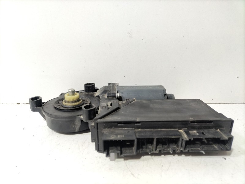 Recambio de motor elevalunas trasero izquierdo para volkswagen touareg (7la, 7l6, 7l7) 5.0 v10 tdi referencia OEM IAM 3D0959795F