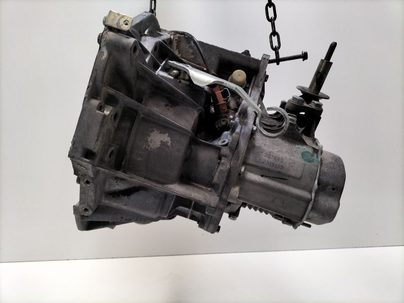 Recambio de caja cambios para citroën xantia berlina 2.0 hdi sx referencia OEM IAM 20TE40  