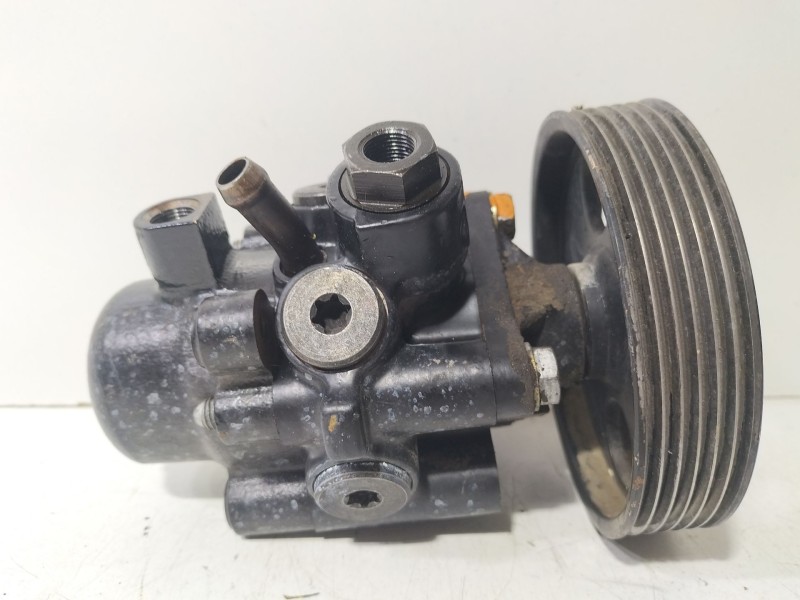 Recambio de bomba direccion para citroën xantia berlina 2.0 hdi 90/110 attraction referencia OEM IAM Citroen Xantia  