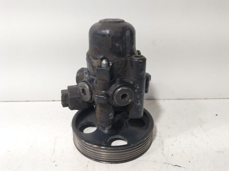 Recambio de bomba direccion para citroën xantia berlina 2.0 hdi 90/110 attraction referencia OEM IAM Citroen Xantia  
