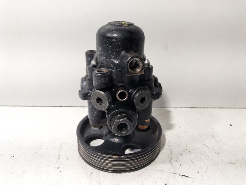 Recambio de bomba direccion para citroën xantia berlina 2.0 hdi 90/110 attraction referencia OEM IAM Citroen Xantia  