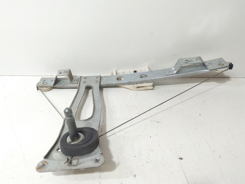 Recambio de elevalunas trasero izquierdo para citroën c3 i (fc_, fn_) 1.1 i referencia OEM IAM 9223F8  