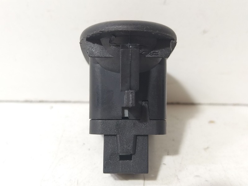 Recambio de mando elevalunas delantero izquierdo para citroën c3 i (fc_, fn_) 1.1 i referencia OEM IAM 96401469XT  