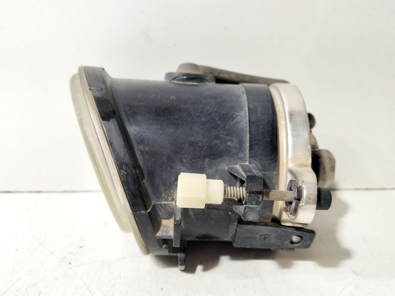 Recambio de faro antiniebla izquierdo para bmw serie 3 coupe (e46) 318 ci referencia OEM IAM 63177894017  