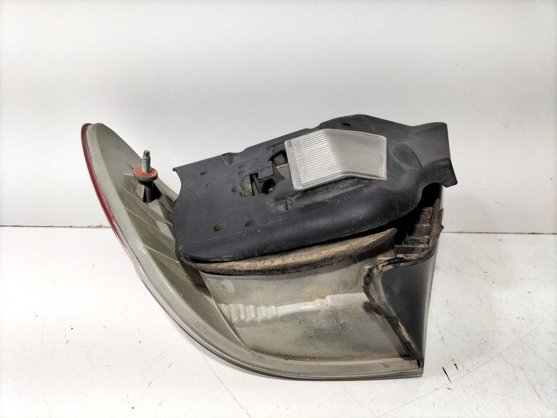 Recambio de piloto trasero izquierdo para bmw serie 3 coupe (e46) 318 ci referencia OEM IAM 63218383825  