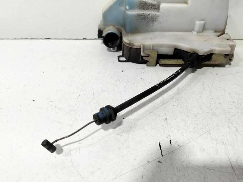 Recambio de cerradura puerta delantera derecha para citroën c3 i (fc_, fn_) 1.1 i referencia OEM IAM 46983280  