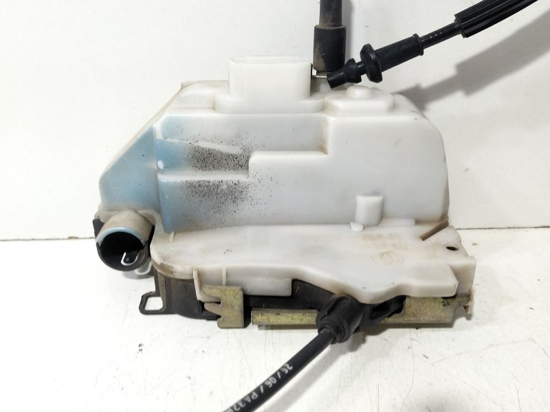 Recambio de cerradura puerta delantera derecha para citroën c3 i (fc_, fn_) 1.1 i referencia OEM IAM 46983280  