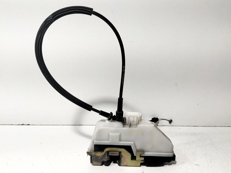Recambio de cerradura puerta delantera derecha para citroën c3 i (fc_, fn_) 1.1 i referencia OEM IAM 46983280  