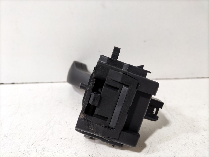 Recambio de mando intermitentes para bmw serie 3 coupe (e46) 318 ci referencia OEM IAM 8363662  
