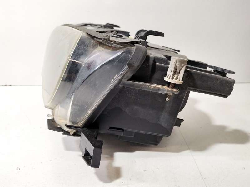 Recambio de faro izquierdo para bmw serie 3 coupe (e46) 318 ci referencia OEM IAM 63127165901  
