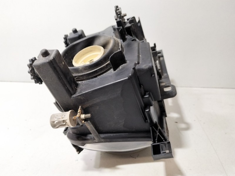 Recambio de faro izquierdo para bmw serie 3 coupe (e46) 318 ci referencia OEM IAM 63127165901  