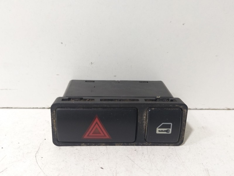 Recambio de warning para bmw serie 3 coupe (e46) 318 ci referencia OEM IAM 8368920  