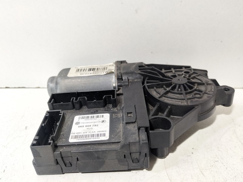 Recambio de motor elevalunas delantero derecho para skoda octavia ii (1z3) 1.9 tdi referencia OEM IAM 1T0959702R  
