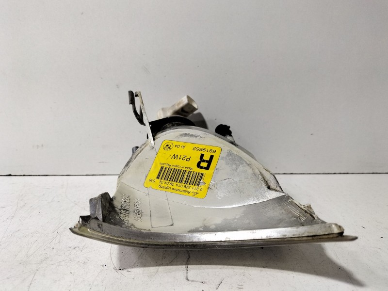 Recambio de piloto intermitente de retrovisor derecho para bmw serie 3 coupe (e46) 318 ci referencia OEM IAM 6919652  