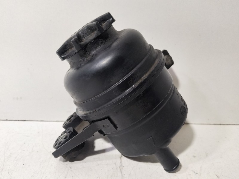 Recambio de deposito servo para bmw serie 3 coupe (e46) 318 ci referencia OEM IAM 1097164  