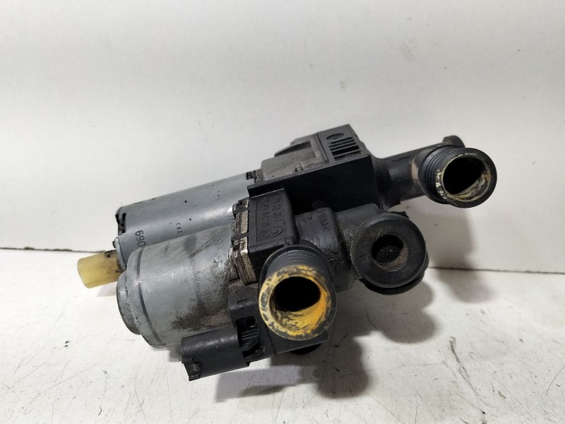 Recambio de valvula intercambio de calefaccion para bmw serie 3 coupe (e46) 318 ci referencia OEM IAM 1147412149  