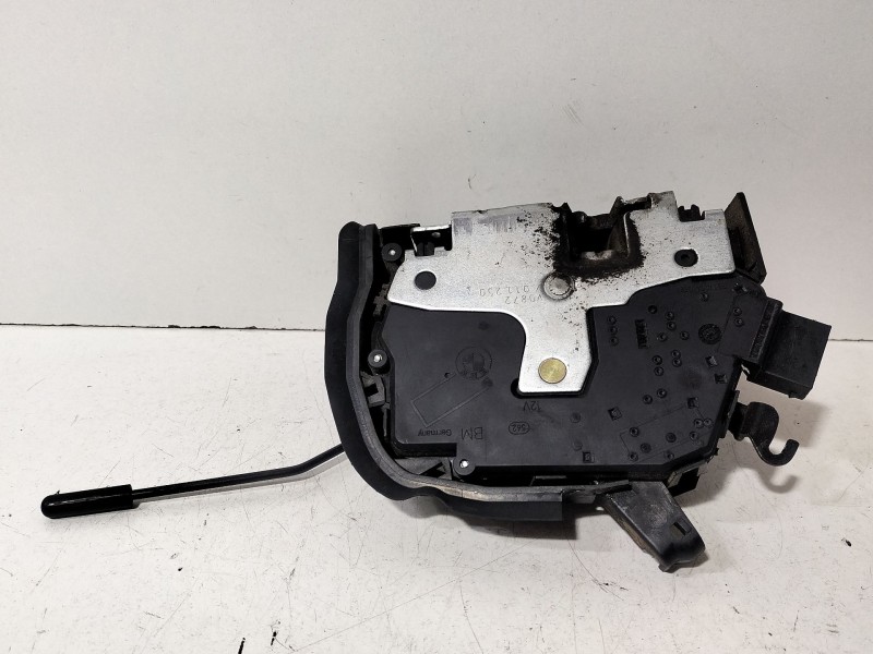 Recambio de cerradura puerta delantera derecha para bmw serie 3 coupe (e46) 318 ci referencia OEM IAM 7011250  