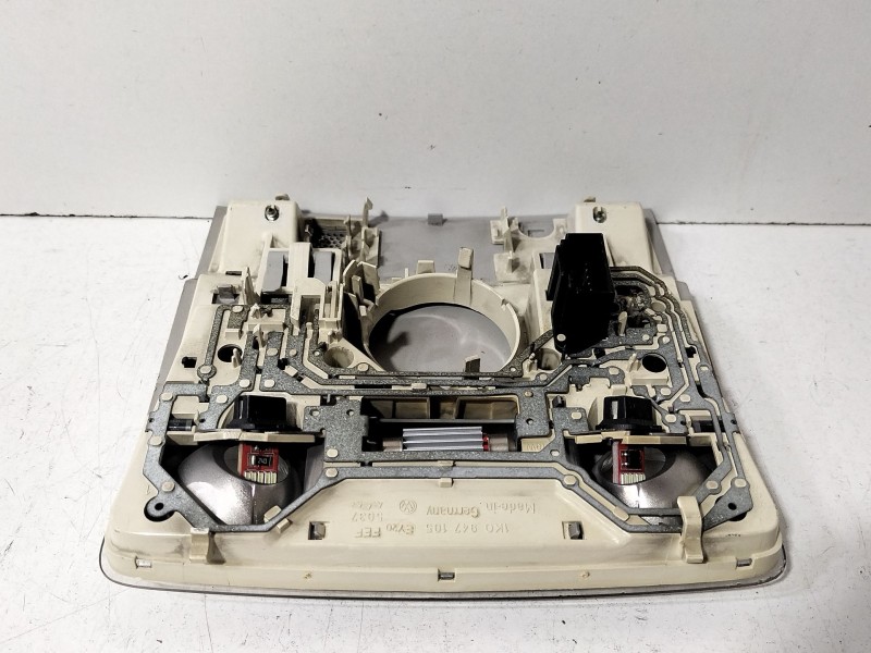 Recambio de luz interior para volkswagen passat b6 (3c2) 2.0 tdi referencia OEM IAM 1K0947105  