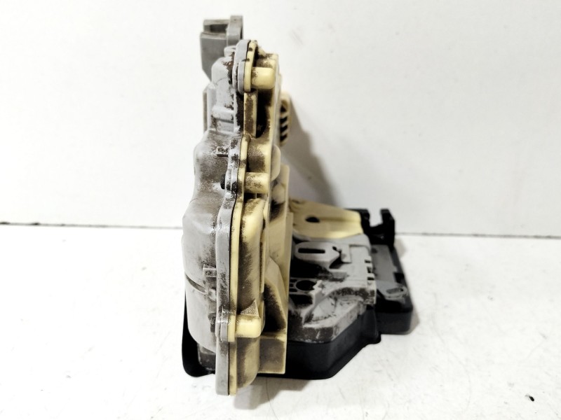 Recambio de cerradura puerta trasera derecha para volkswagen passat b6 (3c2) 2.0 tdi referencia OEM IAM 3C4839016A  