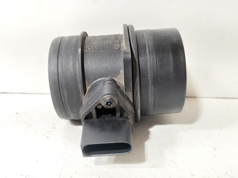 Recambio de caudalimetro para volkswagen passat b6 (3c2) 2.0 tdi referencia OEM IAM 074906461B  