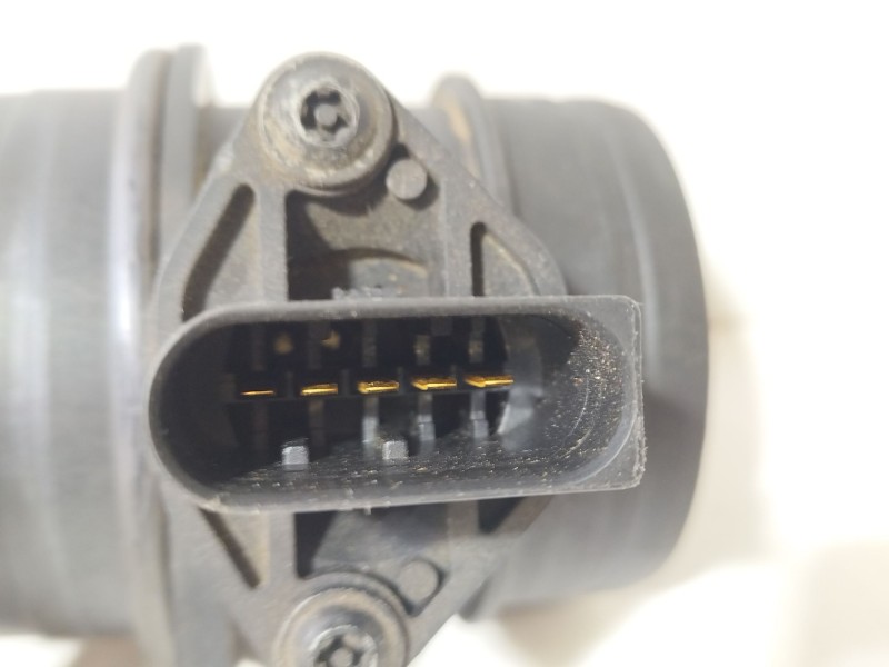 Recambio de caudalimetro para volkswagen passat b6 (3c2) 2.0 tdi referencia OEM IAM 074906461B  