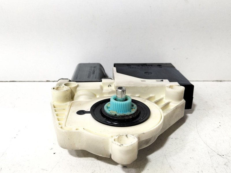 Recambio de motor elevalunas delantero derecho para volkswagen passat b6 (3c2) 2.0 tdi referencia OEM IAM 1K0959702K  