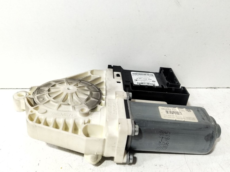 Recambio de motor elevalunas delantero derecho para volkswagen passat b6 (3c2) 2.0 tdi referencia OEM IAM 1K0959702K  