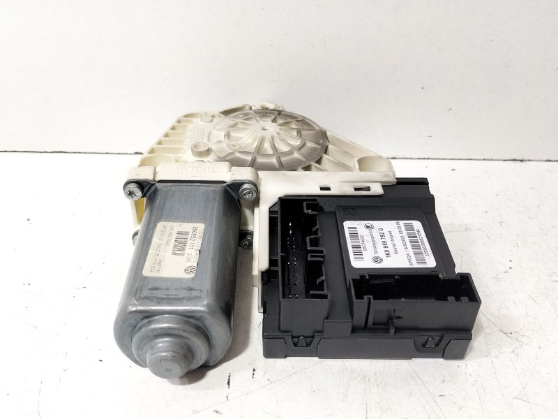 Recambio de motor elevalunas delantero derecho para volkswagen passat b6 (3c2) 2.0 tdi referencia OEM IAM 1K0959702K  