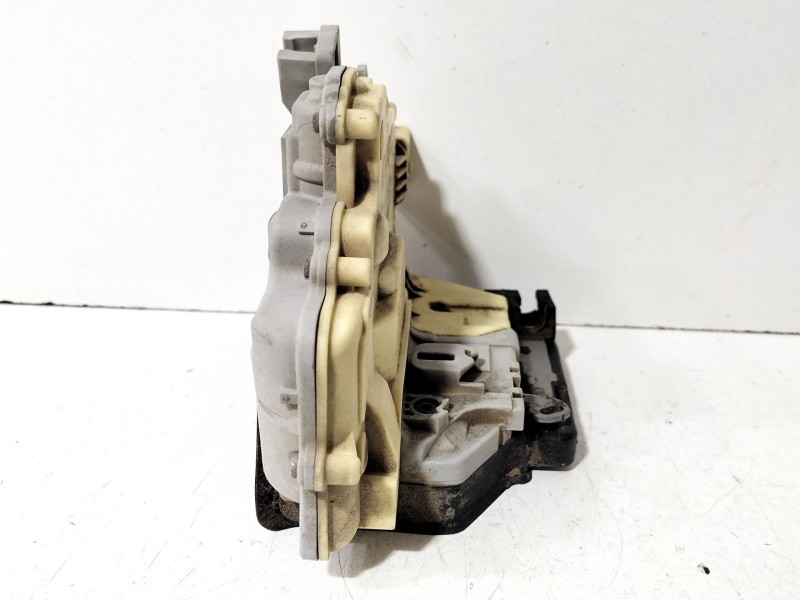 Recambio de cerradura puerta delantera derecha para volkswagen passat b6 (3c2) 2.0 tdi referencia OEM IAM 3C1837016A  