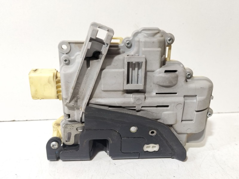 Recambio de cerradura puerta delantera derecha para volkswagen passat b6 (3c2) 2.0 tdi referencia OEM IAM 3C1837016A  
