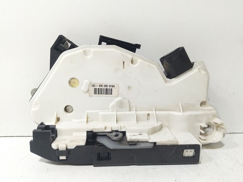 Recambio de cerradura puerta delantera izquierda para seat ibiza iv sc (6j1, 6p5) 1.4 referencia OEM IAM 5N1837015A  