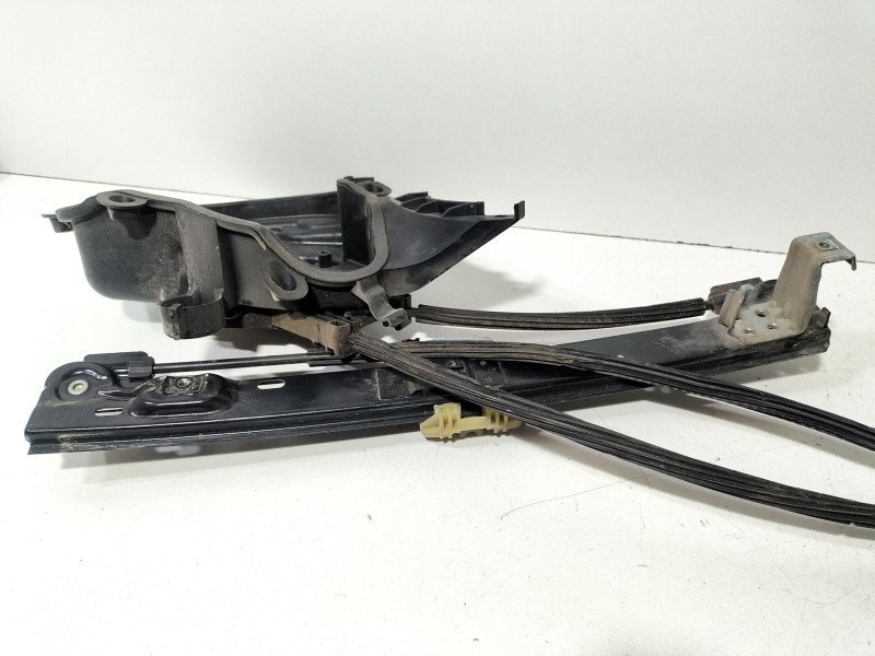 Recambio de elevalunas delantero izquierdo para seat ibiza iv sc (6j1, 6p5) 1.4 referencia OEM IAM 6J3817401  