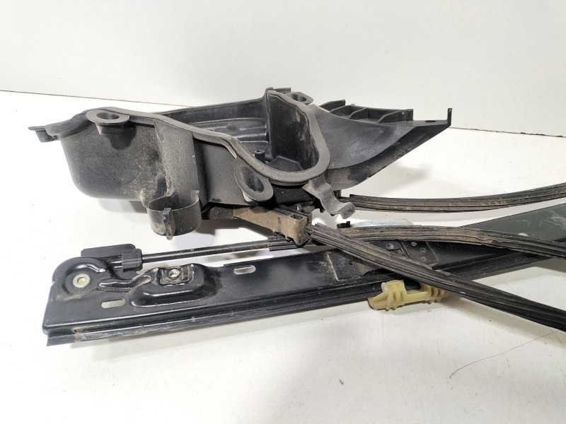 Recambio de elevalunas delantero izquierdo para seat ibiza iv sc (6j1, 6p5) 1.4 referencia OEM IAM 6J3817401  