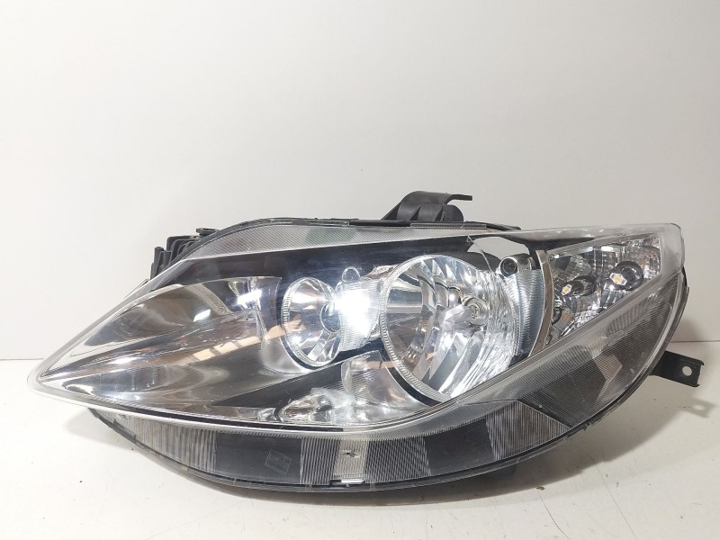 Recambio de faro izquierdo para seat ibiza iv sc (6j1, 6p5) 1.4 referencia OEM IAM 89319109  