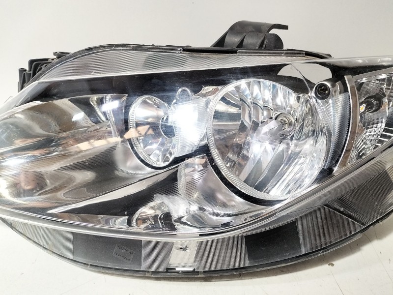 Recambio de faro izquierdo para seat ibiza iv sc (6j1, 6p5) 1.4 referencia OEM IAM 89319109  